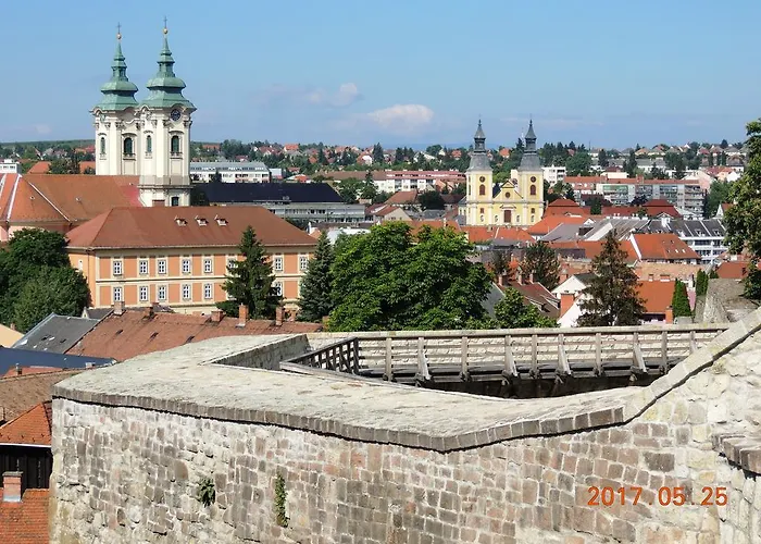 Eszter *